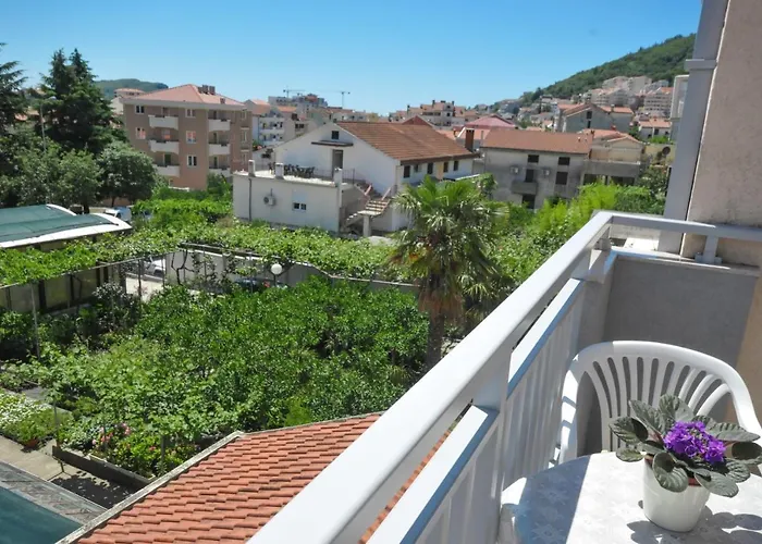 Tilia Apartments